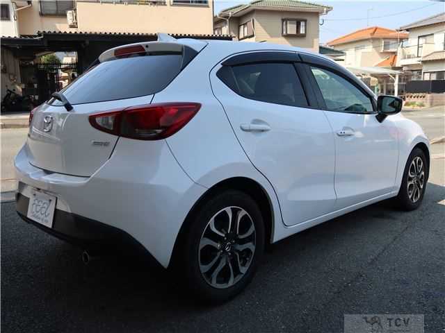 2015 Mazda Demio