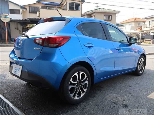 2015 Mazda Demio