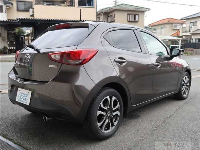 2015 Mazda Demio