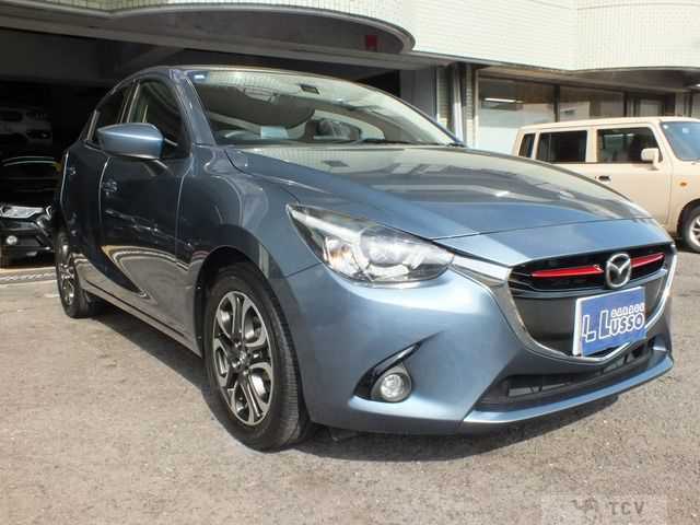 2015 Mazda Demio
