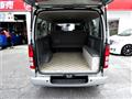 2005 Toyota Hiace