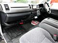 2005 Toyota Hiace