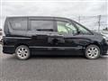 2013 Nissan Serena