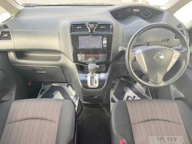 2015 Nissan Serena