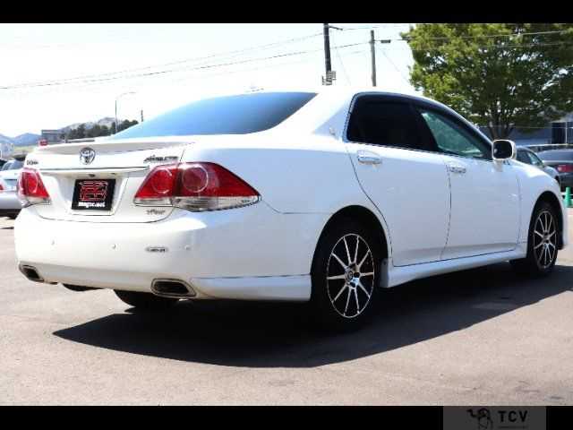 2010 Toyota Crown