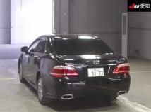 2011 Toyota Crown Royal Series