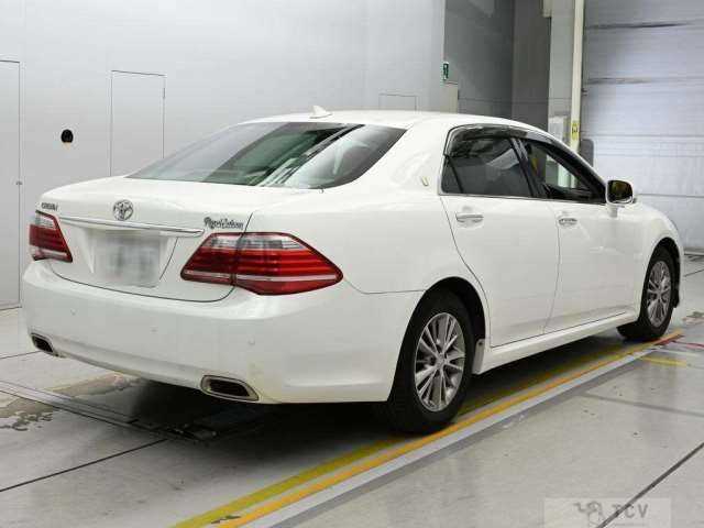 2010 Toyota Crown