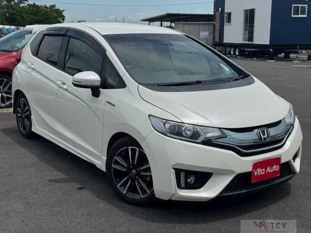 2013 Honda Fit Hybrid