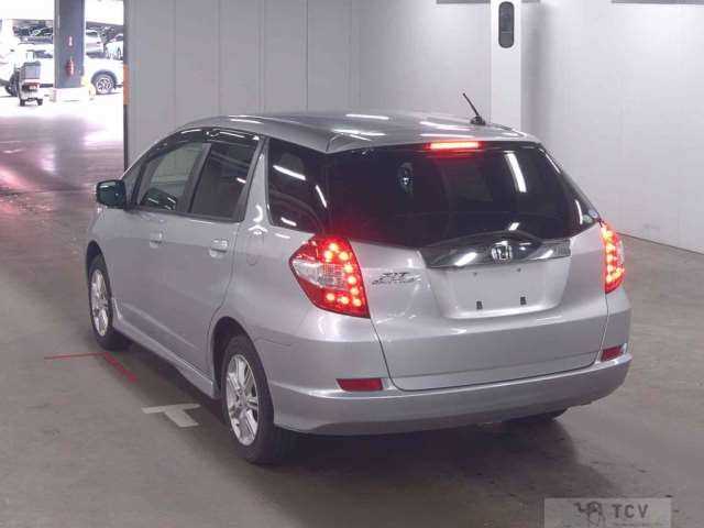 2012 Honda Fit shuttle