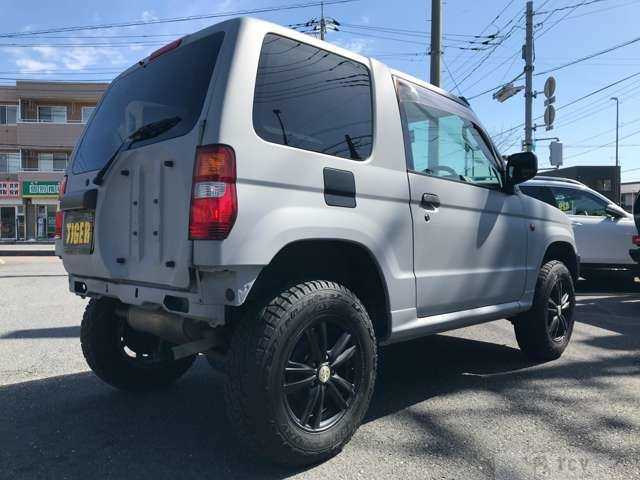 2002 Mitsubishi Pajero Mini