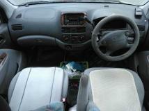2001 Toyota Raum