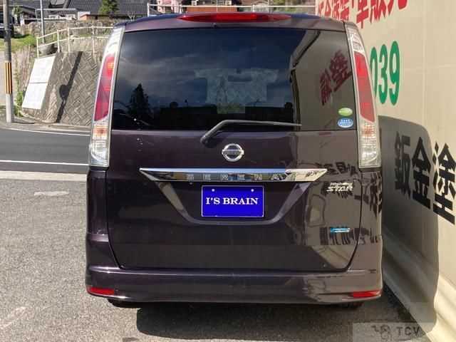 2012 Nissan Serena