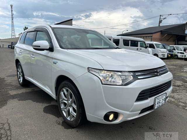 2014 Mitsubishi OUTLANDER PHEV