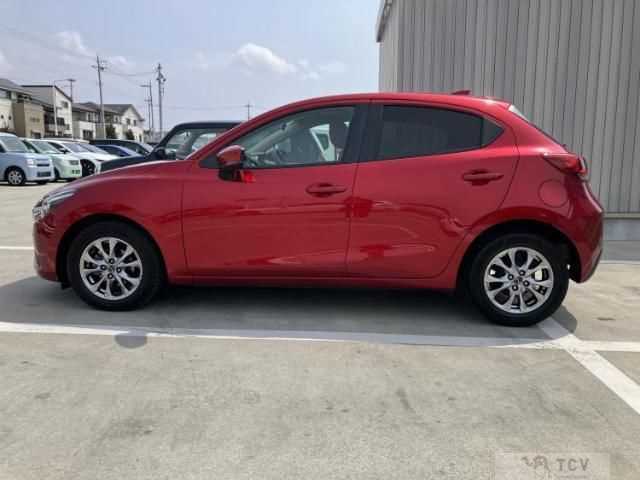 2018 Mazda Demio