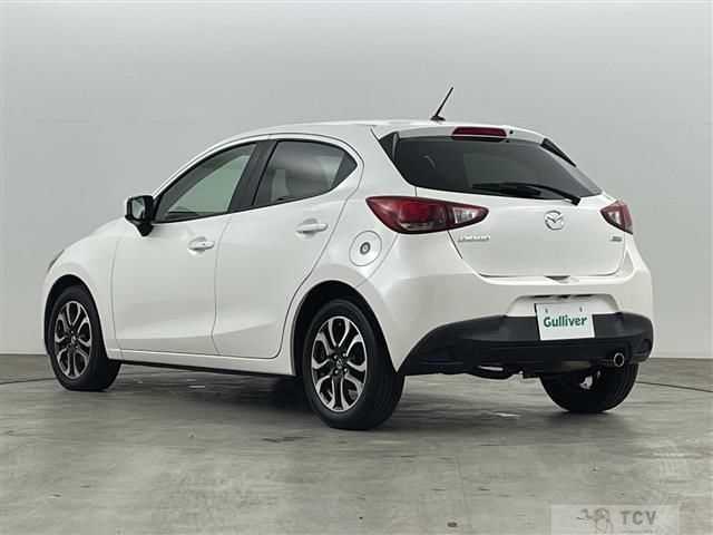 2015 Mazda Demio