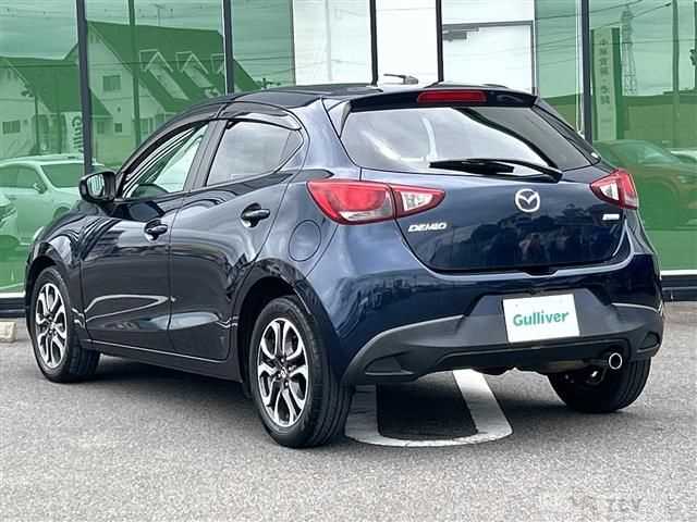 2015 Mazda Demio