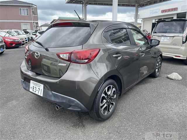 2015 Mazda Demio