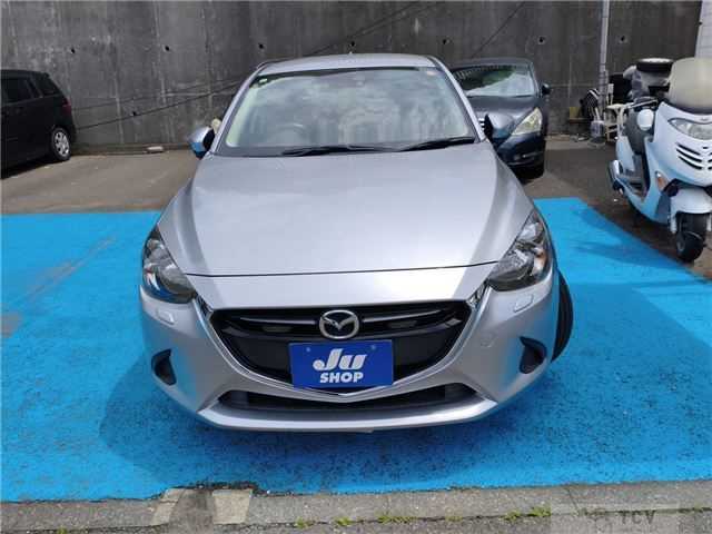 2017 Mazda Demio