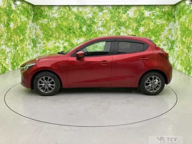 2017 Mazda Demio