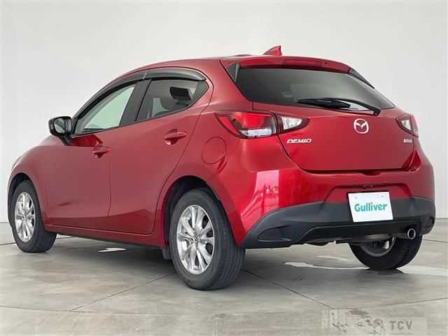 2016 Mazda Demio