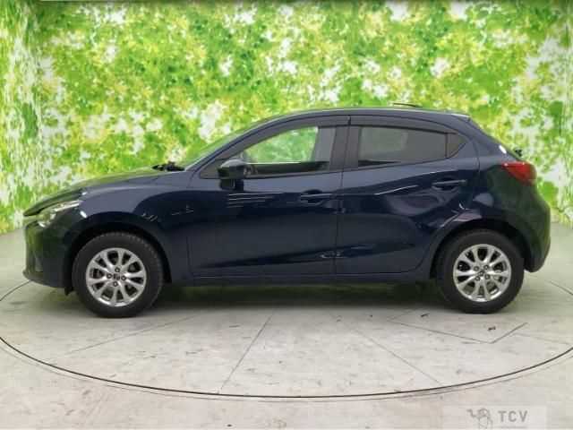 2015 Mazda Demio