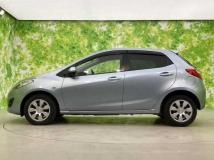 2013 Mazda Demio
