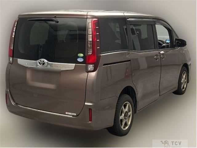 2014 Toyota Noah