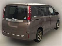 2014 Toyota Noah
