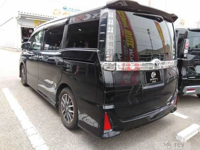 2015 Toyota Voxy