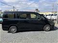 2014 Toyota Voxy