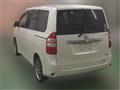 2013 Toyota Noah
