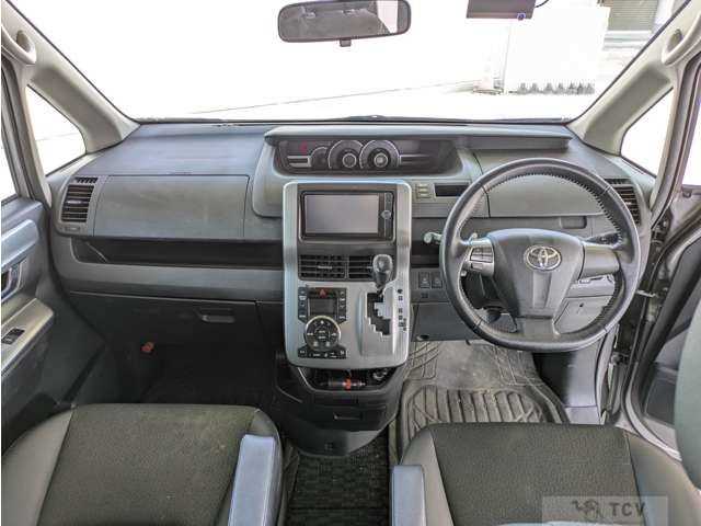 2013 Toyota Voxy