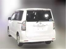 2009 Toyota Voxy