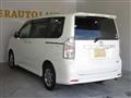 2009 Toyota Voxy