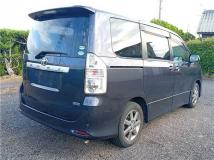 2009 Toyota Voxy