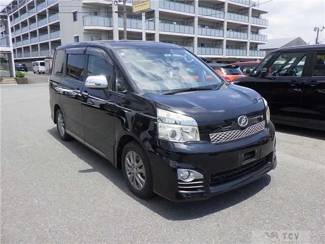 2013 Toyota Voxy