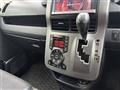 2013 Toyota Voxy