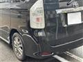 2013 Toyota Voxy