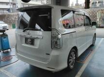 2011 Toyota Voxy