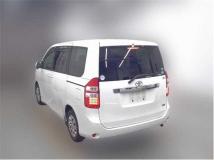 2013 Toyota Noah