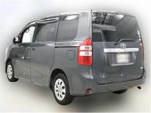 2013 Toyota Noah