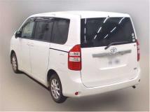 2013 Toyota Noah