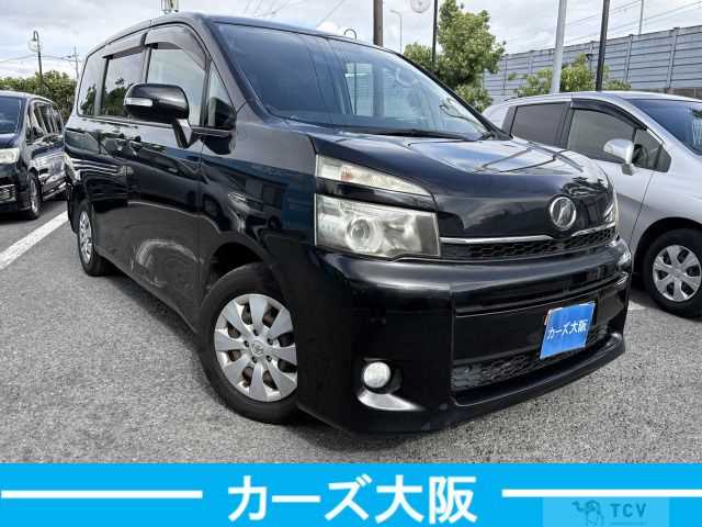 2011 Toyota Voxy