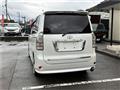 2010 Toyota Voxy