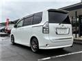 2010 Toyota Voxy