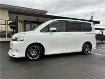 2010 Toyota Voxy