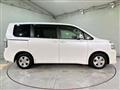 2013 Toyota Voxy