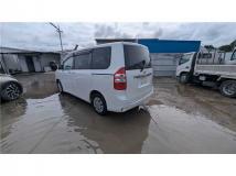 2012 Toyota Noah