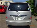 2013 Toyota Isis