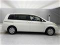 2011 Toyota Isis